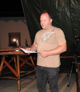 Franci Sirc je povedal pesem o lovskih dogodivščinah